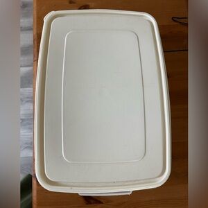 Rubbermaid Servin Saver